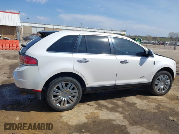 2010 Lincoln MKX with VIN 2LMDJ6JC7ABJ13051, listed as a IAAI auction lot 41888270 with 153,132 mi miles. Bid and sale history available at carsss.com. Image 13.