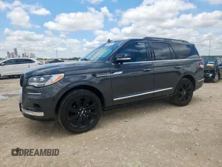 2022 Lincoln Navigator Black Label z VIN 5LMJJ2TT5NEL02275, wystawiony jako Copart lot #55340495 z przebiegiem 35 659 mil mil oraz Czysty tytuł • Clean title. Historia ofert i sprzedaży dostępna na DreamBid. Obrazek 1.