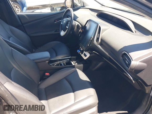 2017 Toyota Prius Plus with VIN JTDKARFP6H3004742, listed as a IAAI auction lot 42771447 with 88,862 mi miles and . Bid and sale history available at DreamBid. Image 5.