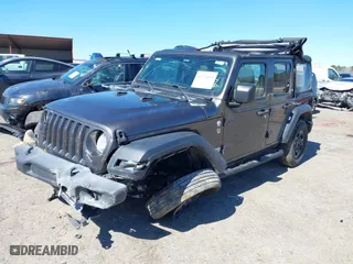 2018 Jeep Wrangler Unlimited Sport S with VIN 1C4HJXDG5JW147316, listed as a IAAI auction lot 41776654 with 92,227 mi miles. Bid and sale history available at carsss.com. Image 17.