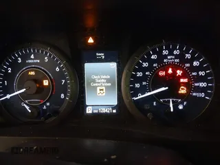 2015 Toyota Sienna XLE with VIN 5TDYK3DCXFS534633, listed as a IAAI auction lot 42018593 with 128,421 mi miles. Bid and sale history available at carsss.com. Image 7.