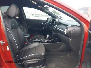 2021 Kia Forte GT-Line z VIN 3KPF34AD7ME341063, wystawiony jako IAAI lot #42389280 z przebiegiem 74 703 mil mil oraz . Historia ofert i sprzedaży dostępna na DreamBid. Obrazek 5.