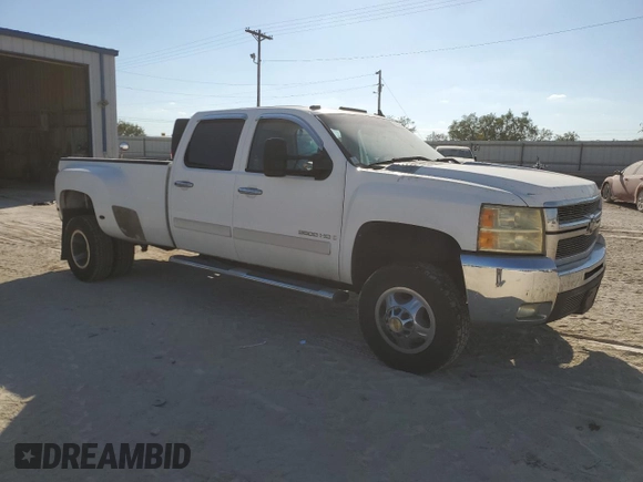 2008 Chevrolet Silverado 3500HD DRW LT w/1LT with VIN 1GCJC33648F113293, listed as a Copart auction lot 74822344 with 295,054 mi miles and Salvage Title. Bid and sale history available at carsss.com. Image 4.