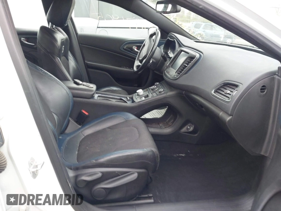 2016 Chrysler 200 S with VIN 1C3CCCBB0GN105093, listed as a IAAI auction lot 41976905 with 105,774 mi miles. Bid and sale history available at carsss.com. Image 5.