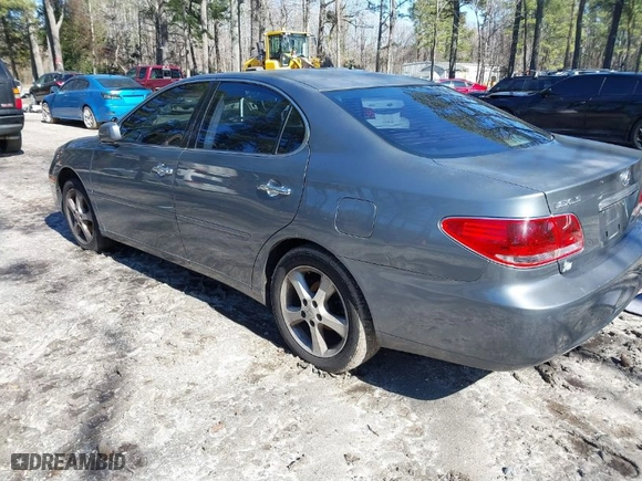 2006 Lexus ES 330 with VIN JTHBA30G365161618, listed as a IAAI auction lot 41502443 with 223,768 mi miles. Bid and sale history available at carsss.com. Image 3.