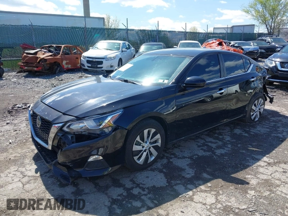 2020 Nissan Altima 2.5 S with VIN 1N4BL4BV1LC142009, listed as a IAAI auction lot 41989916 with Not Provided miles and . Bid and sale history available at carsss.com. Image 2.