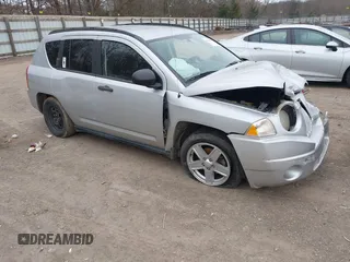 2007 Jeep Compass Sport with VIN 1J8FT47W57D397445, listed as a IAAI auction lot 41699966 with 235,960 mi miles. Bid and sale history available at carsss.com. Image 1.