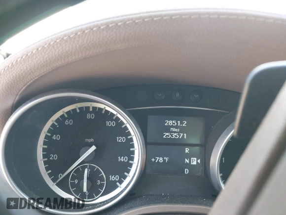 2011 Mercedes-Benz GL-Class GL 450 with VIN 4JGBF7BE4BA667350, listed as a IAAI auction lot 42148010 with 253,571 mi miles. Bid and sale history available at carsss.com. Image 7.