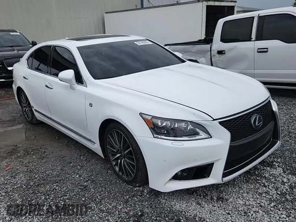 2016 Lexus LS 460 with VIN JTHBL5EF9G5141462, listed as a Copart auction lot 59148345 with 121,060 mi miles and Salvage title. Bid and sale history available at DreamBid. Image 13.