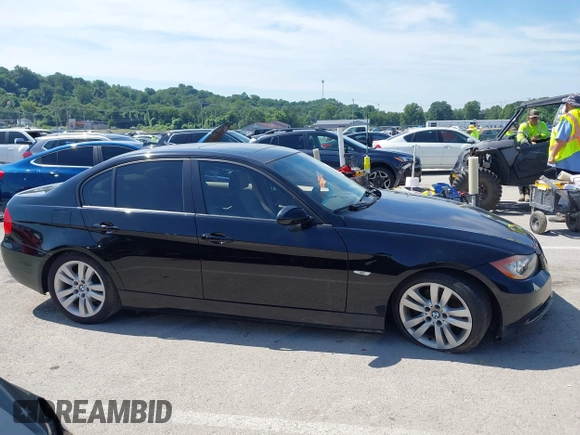 2006 BMW 3 Series 325i with VIN WBAVB13576KX32715, listed as a IAAI auction lot 42572961 with Not provided miles and . Bid and sale history available at DreamBid. Image 13.