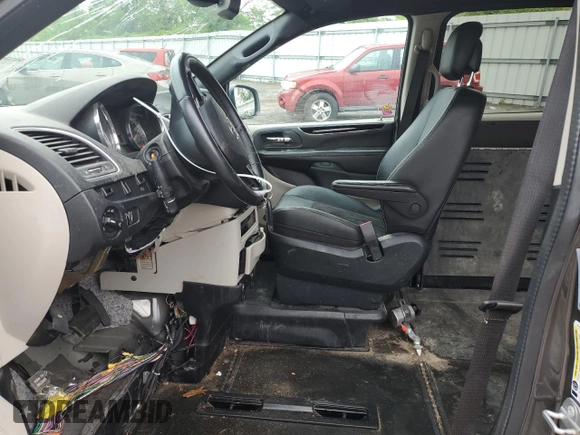 2020 Dodge Grand Caravan SXT with VIN 2C7WDGCG0LR166483, listed as a Copart auction lot 53637964 with 53,839 mi miles and Salvage Title. Bid and sale history available at DreamBid. Image 7.