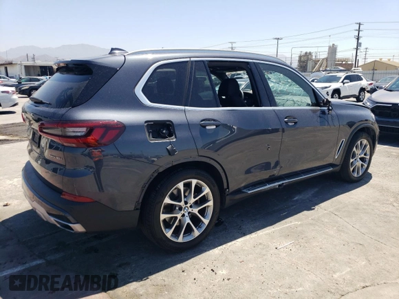 2021 BMW X5 sDrive40i z VIN 5UXCR4C02M9G93906, wystawiony jako Copart lot #63986844 z przebiegiem 32 411 mil mil oraz Szkoda całkowita • Salvage title. Historia ofert i sprzedaży dostępna na DreamBid. Obrazek 3.