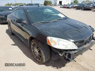 2008 Pontiac G6 GXP with VIN 1G2ZM177084189987, listed as a IAAI auction lot 41890497 with 247,992 mi miles. Bid and sale history available at carsss.com. Image 1.