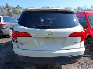 2016 Honda Pilot EX-L with VIN 5FNYF6H50GB073384, listed as a IAAI auction lot 41639667 with 99,267 mi miles. Bid and sale history available at carsss.com. Image 16.
