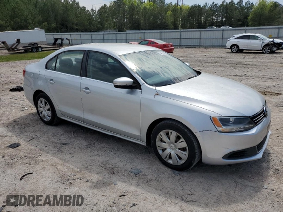 2013 Volkswagen Jetta SE with VIN 3VWDP7AJ7DM355504, listed as a Copart auction lot 54124995 with 79,474 mi miles and Salvage title. Bid and sale history available at DreamBid. Image 4.