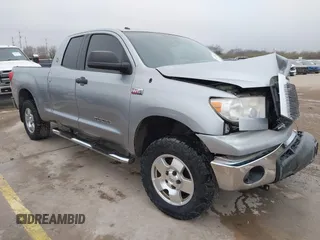 2012 Toyota Tundra z VIN 5TFRY5F18CX121917, wystawiony jako IAAI lot #41475681 z przebiegiem 166 507 mil mil oraz . Historia ofert i sprzedaży dostępna na DreamBid. Obrazek 1.