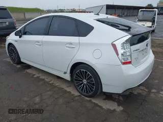 2011 Toyota Prius I with VIN JTDKN3DU2B0256023, listed as a IAAI auction lot 41979784 with Not Provided miles. Bid and sale history available at carsss.com. Image 3.