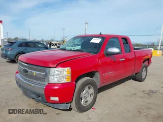 2007 Chevrolet Silverado 1500 LT w/2LT with VIN 2GCEC19J971669428, listed as a IAAI auction lot 41681937 with 243,059 mi miles. Bid and sale history available at carsss.com. Image 6.