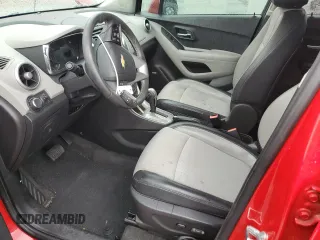 2015 Chevrolet Trax LT z VIN KL7CJLSB5FB263220, wystawiony jako Copart lot #54289795 z przebiegiem 64 025 mil mil oraz Szkoda całkowita • Salvage title. Historia ofert i sprzedaży dostępna na DreamBid. Obrazek 7.