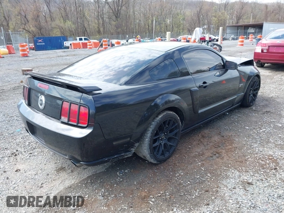2006 Ford Mustang GT Deluxe with VIN 1ZVFT82H165131045, listed as a IAAI auction lot 41898142 with 124,643 mi miles and . Bid and sale history available at DreamBid. Image 4.