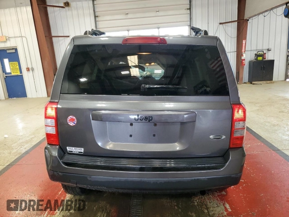 2015 Jeep Patriot Altitude Edition with VIN 1C4NJPBA8FD314000, listed as a Copart auction lot 51988325 with 115,217 mi miles and Salvage Title. Bid and sale history available at carsss.com. Image 6.