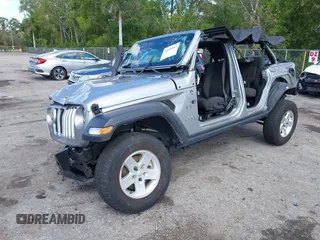 2018 Jeep Wrangler Unlimited Sport S с VIN 1C4HJXDG7JW170077, выставлен на аукционе IAAI как лот 42019911 с пробегом Не указан миль и . История ставок и продаж доступна на DreamBid. Изображение 2.