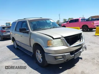 2004 Ford Expedition XLT z VIN 1FMPU16W04LA01850, wystawiony jako IAAI lot #42303611 z przebiegiem 190 515 mil mil oraz . Historia ofert i sprzedaży dostępna na DreamBid. Obrazek 1.