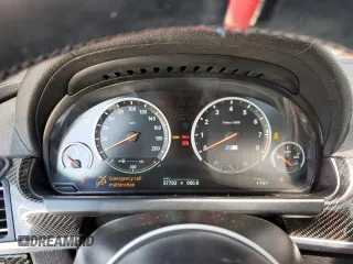 2015 BMW M6 z VIN WBSLX9C56FD160804, wystawiony jako Copart lot #57771054 z przebiegiem 57 699 mil mil oraz Szkody całkowita. Historia ofert i sprzedaży dostępna na DreamBid. Obrazek 9.