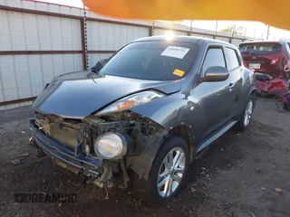 2014 Nissan Juke S with VIN JN8AF5MV1ET480257, listed as a IAAI auction lot 40858753 with 135,753 mi miles. Bid and sale history available at carsss.com. Image 17.