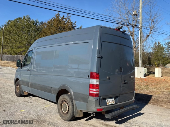 2018 Mercedes-Benz Sprinter Cargo Van Worker with VIN WD3PE7CD5JP631580, listed as a Copart auction lot 88968925 with 120,335 mi miles and Clean Title. Bid and sale history available at carsss.com. Image 3.