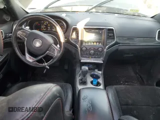 2017 Jeep Grand Cherokee Trailhawk with VIN 1C4RJFLT8HC772429, listed as a Copart auction lot 89334325 with 193,516 mi miles and Salvage title. Bid and sale history available at DreamBid. Image 8.