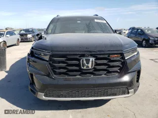 2023 Honda Pilot TrailSport with VIN 5FNYG1H66PB058087, listed as a Copart auction lot 84754824 with 26,278 mi miles and Salvage Title. Bid and sale history available at carsss.com. Image 5.