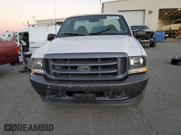 2002 Ford Super Duty F-250 XL with VIN 1FTNF20L32EA82290, listed as a Copart auction lot 82052494 with 133,019 mi miles and Clean Title. Bid and sale history available at carsss.com. Image 5.