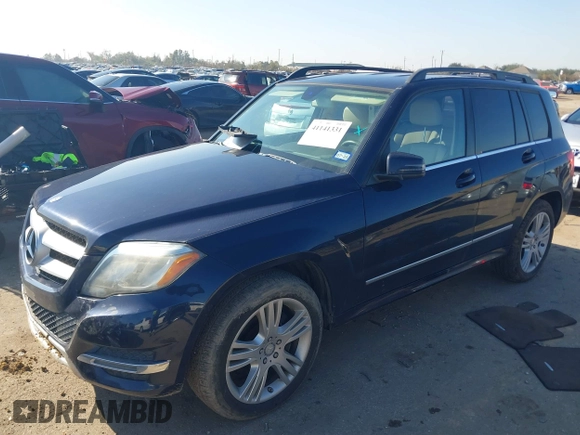 2014 Mercedes-Benz GLK 350 z VIN WDCGG5HB2EG315226, wystawiony jako IAAI lot #41141331 z przebiegiem 104 381 mil mil oraz . Historia ofert i sprzedaży dostępna na DreamBid. Obrazek 17.