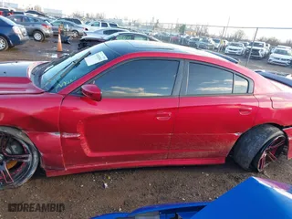 2011 Dodge Charger Road/Track with VIN 2B3CL5CT6BH571984, listed as a IAAI auction lot 41810361 with 188,780 mi miles. Bid and sale history available at carsss.com. Image 15.
