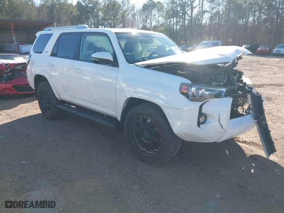 2017 Toyota 4Runner SR5 with VIN JTEZU5JRXH5152254, listed as a IAAI auction lot 41601682 with 88,827 mi miles. Bid and sale history available at carsss.com. Image 1.