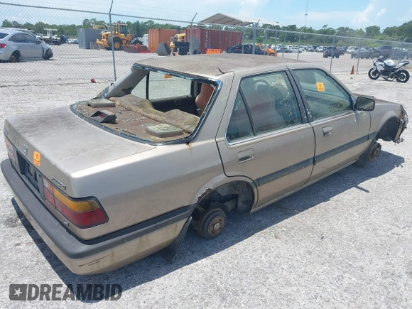 1986 Honda Accord with VIN 1HGBA7432GA013759, listed as a IAAI auction lot 42567885 with 185,546 mi miles and . Bid and sale history available at DreamBid. Image 4.