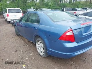 2010 Ford Fusion SE with VIN 3FAHP0HA5AR395022, listed as a IAAI auction lot 42112269 with 205,719 mi miles. Bid and sale history available at carsss.com. Image 3.