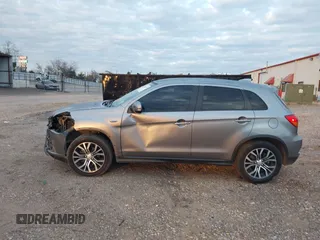 2018 Mitsubishi Outlander ES z VIN JA4AP3AU1JZ034958, wystawiony jako IAAI lot #41298536 z przebiegiem 145 267 mil mil oraz . Historia ofert i sprzedaży dostępna na DreamBid. Obrazek 15.