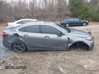 2022 BMW 2 Series 228i xDrive z VIN WBA73AK03N7J83155, wystawiony jako IAAI lot #42017164 z przebiegiem 64 264 mil mil oraz . Historia ofert i sprzedaży dostępna na DreamBid. Obrazek 14.