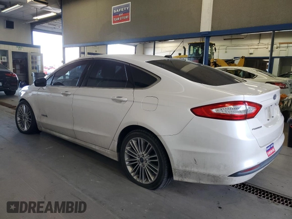 2014 Ford Fusion SE Hybrid with VIN 3FA6P0LU7ER349951, listed as a Copart auction lot 48247925 with 197,441 mi miles and Salvage Title. Bid and sale history available at DreamBid. Image 2.