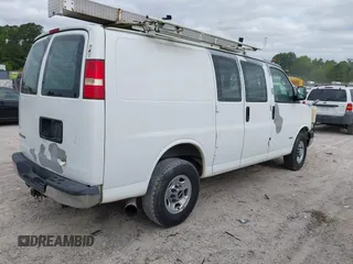 2008 Chevrolet City Express Cargo z VIN 1GCGG256481189714, wystawiony jako IAAI lot #42088663 z przebiegiem 181 103 mil mil oraz . Historia ofert i sprzedaży dostępna na DreamBid. Obrazek 4.
