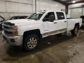 2015 Chevrolet Silverado 3500HD LT with VIN 1GC4KZC89FF154603, listed as a Copart auction lot 88771005 with 235,152 mi miles and Salvage Title. Bid and sale history available at carsss.com. Image 1.