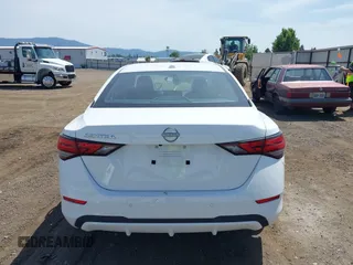 2025 Nissan Sentra SV z VIN 3N1AB8CV9SY284647, wystawiony jako IAAI lot #42489225 z przebiegiem 6 262 mil mil oraz . Historia ofert i sprzedaży dostępna na DreamBid. Obrazek 17.