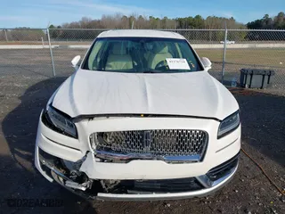 2019 Lincoln Nautilus Standard with VIN 2LMPJ8J93KBL19868, listed as a IAAI auction lot 41176714 with 87,324 mi miles. Bid and sale history available at carsss.com. Image 12.