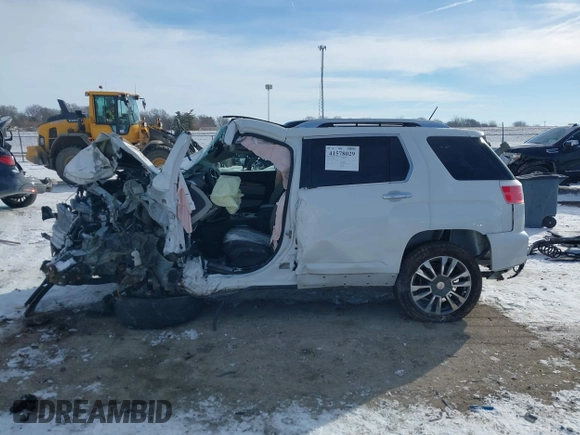 2016 GMC Terrain Denali z VIN 2GKFLRE36G6215185, wystawiony jako IAAI lot #41578029 z przebiegiem Nie podano mil oraz . Historia ofert i sprzedaży dostępna na DreamBid. Obrazek 15.
