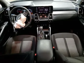 2023 Kia Sorento LX with VIN 5XYRGDLC9PG188022, listed as a Copart auction lot 86303214 with 39,071 mi miles and Salvage Title. Bid and sale history available at carsss.com. Image 8.