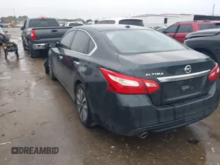 2017 Nissan Altima SV with VIN 1N4AL3AP8HC112294, listed as a IAAI auction lot 41462308 with 139,774 mi miles and . Bid and sale history available at DreamBid. Image 3.