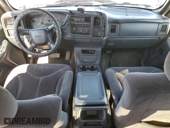 2001 GMC New Sierra 1500 SL with VIN 1GTEC19V91Z170484, listed as a Copart auction lot 43427915 with 357,362 mi miles and Clean Title. Bid and sale history available at carsss.com. Image 8.