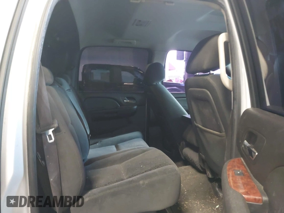 2007 Chevrolet Avalanche LTZ with VIN 3GNFK12307G166372, listed as a IAAI auction lot 41734253 with Not Provided miles. Bid and sale history available at carsss.com. Image 8.